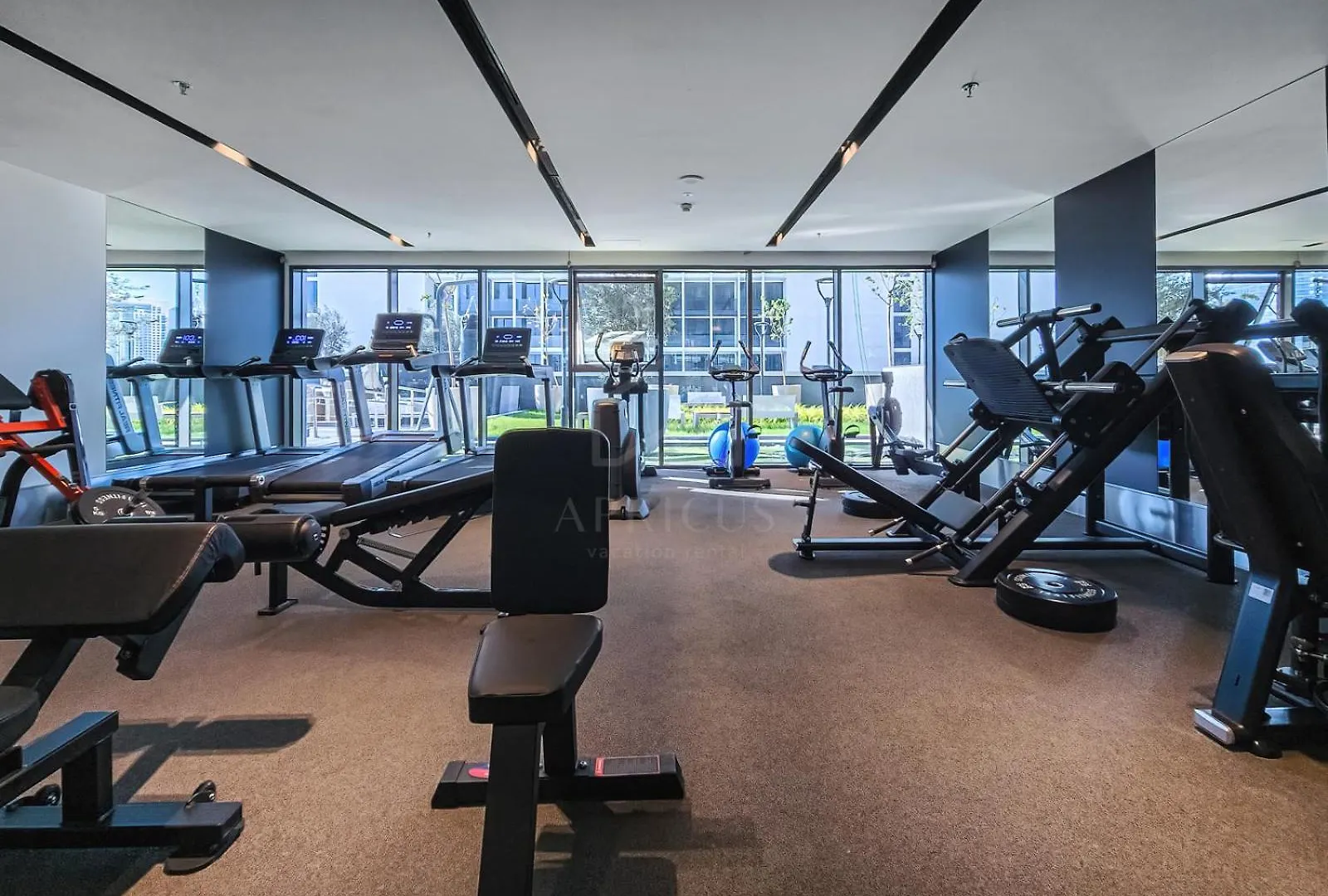 Classy 1 Bedroom In Nobles Tower Dubai