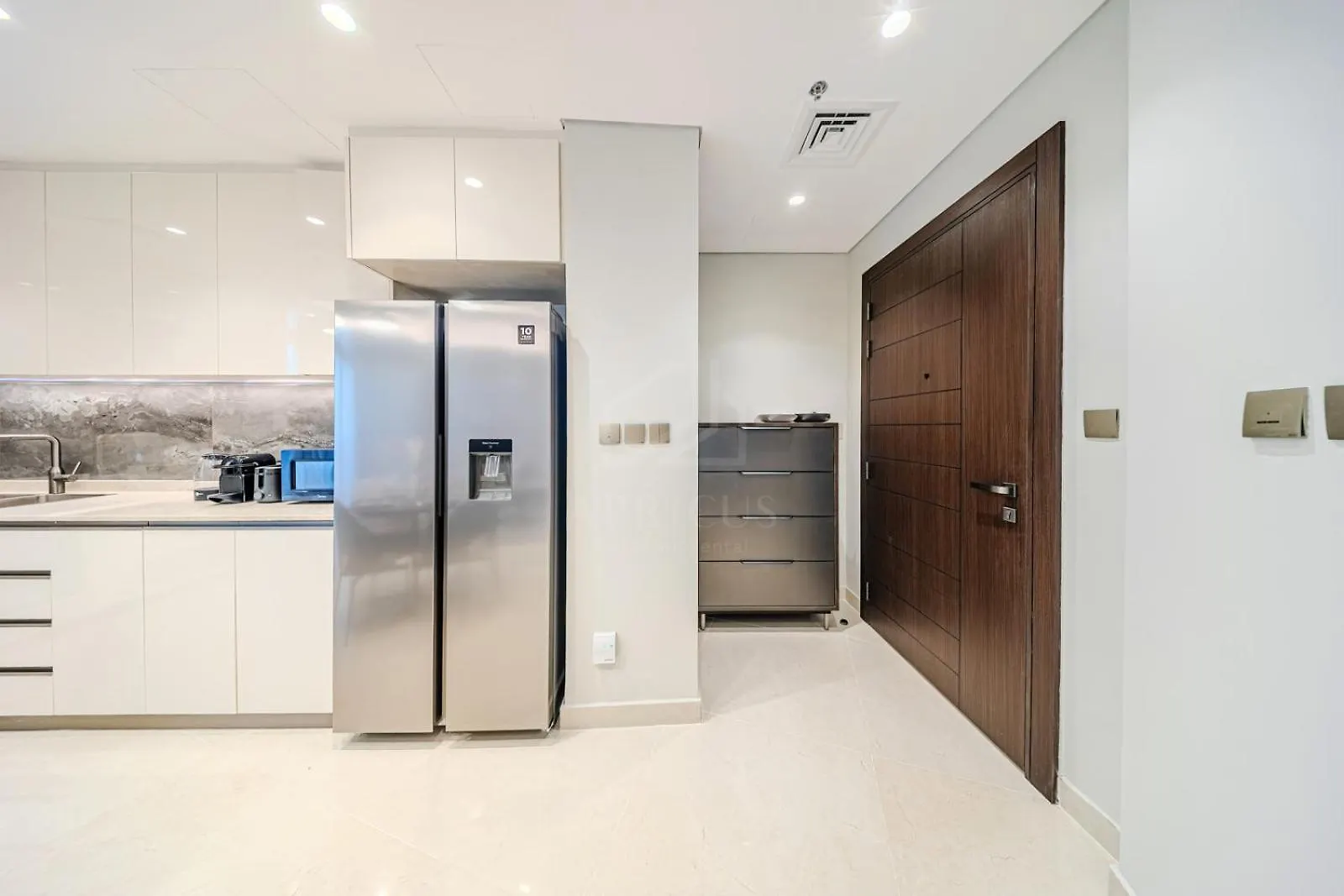 Classy 1 Bedroom In Nobles Tower Dubai Apartment