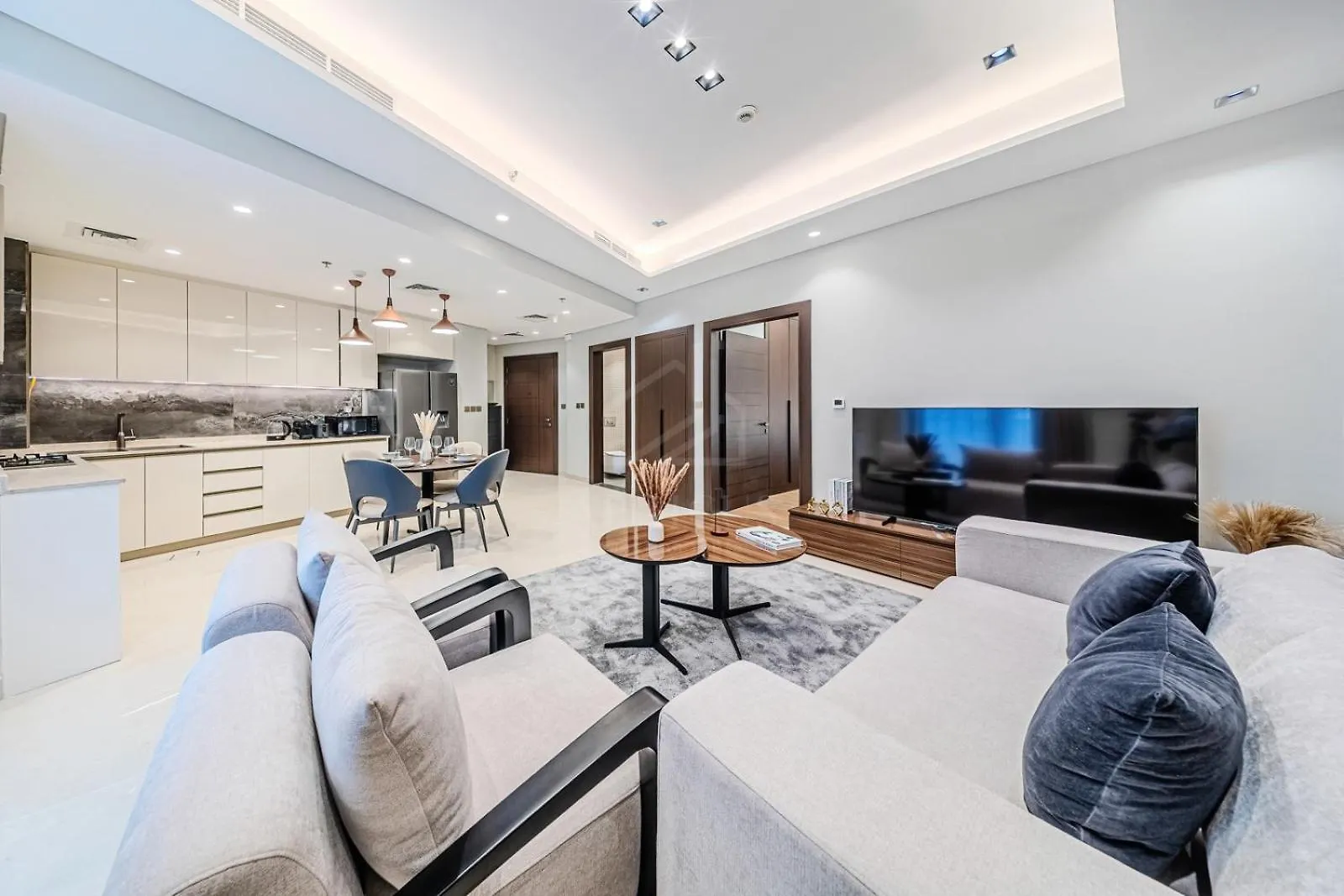 Apartment Classy 1 Bedroom In Nobles Tower Dubai