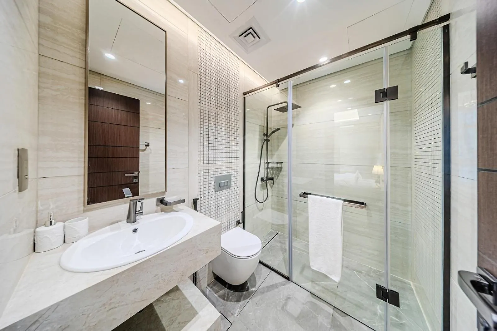 Classy 1 Bedroom In Nobles Tower Dubai 0*,  United Arab Emirates