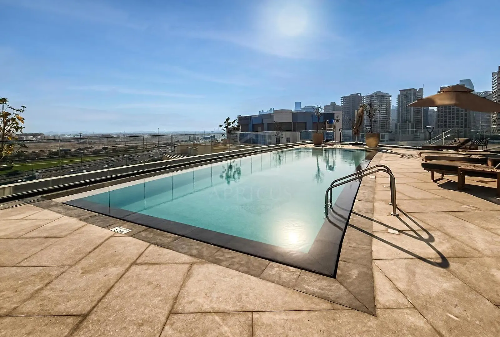 Classy 1 Bedroom In Nobles Tower Dubai United Arab Emirates