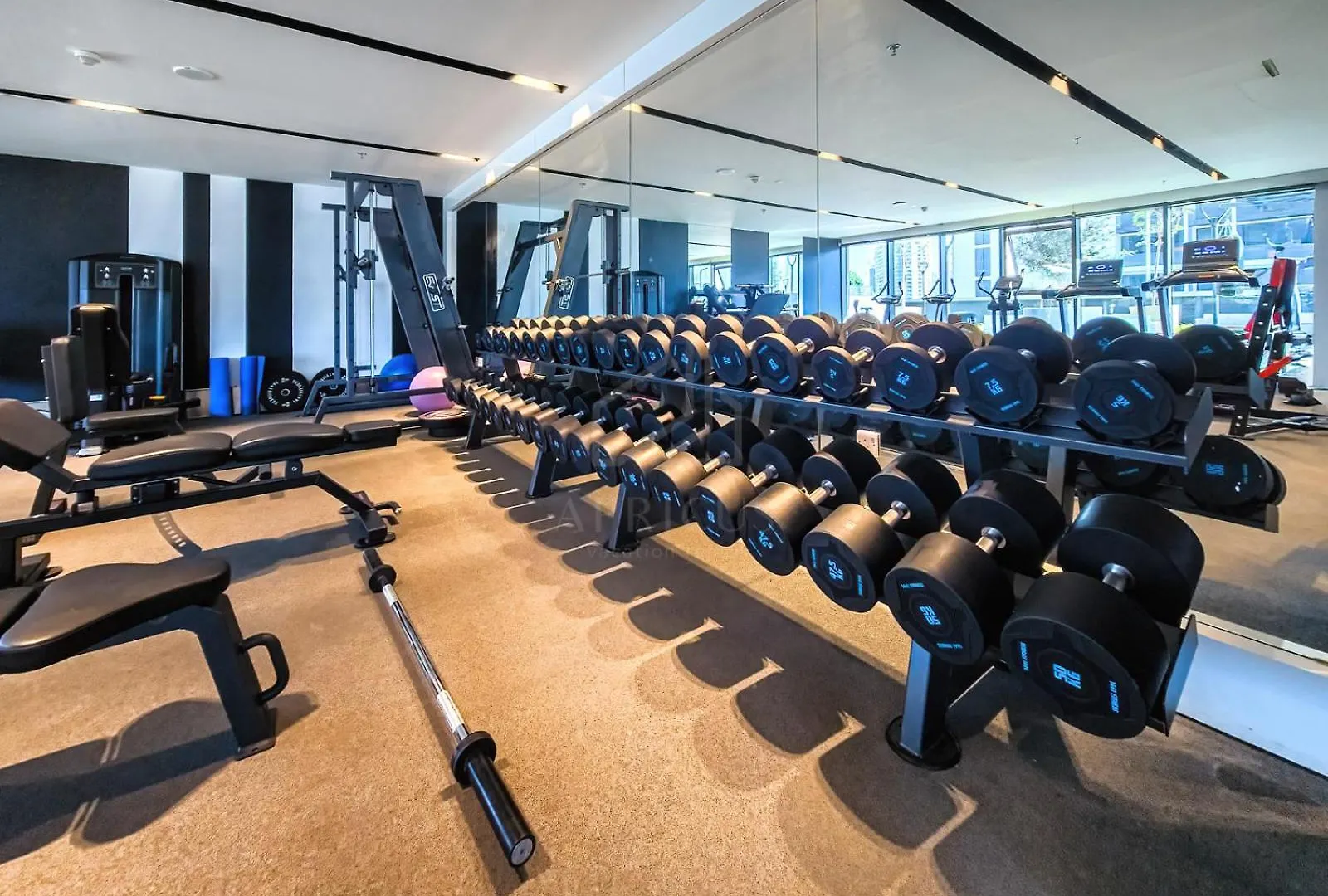 Classy 1 Bedroom In Nobles Tower Dubai Apartment